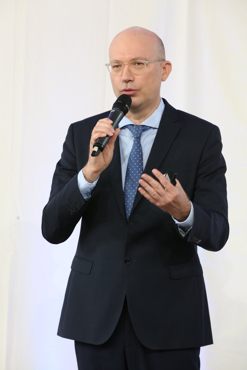 Referent Franz Kühmayer bei seinem Vortrag "Digitalisierung – Warum wir Arbeit ganz neu denken müssen";