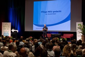 18. Österreichischer Kongress für Führungskräfte in der Altenarbeit in Zell am See - Keynote von Johannes Randorl "Pflege neu gedacht"; 