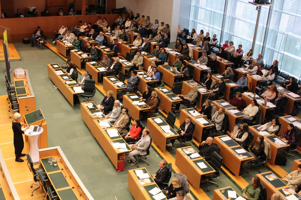 Die Fachtagung 2025 der NÖ ARGE für Pflege und Betreuung am 22.Oktober im Landhaus St. Pölten war sehr gut besucht. 