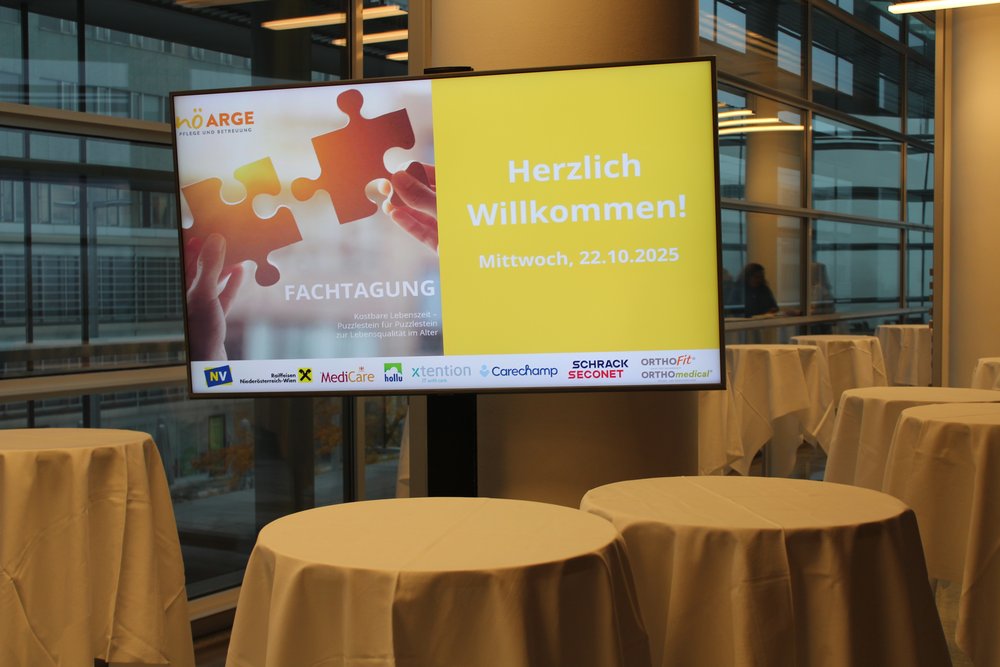 Die Fachtagung der NÖ ARGE für Pflege und Betreuung stand unter dem Titel "Kostbare Lebenszeit - Puzzlestein für Puzzlestein zur Lebensqualität im Alter" und fand am 22. Oktober 2025 im Landhaus in St. Pölten statt. 